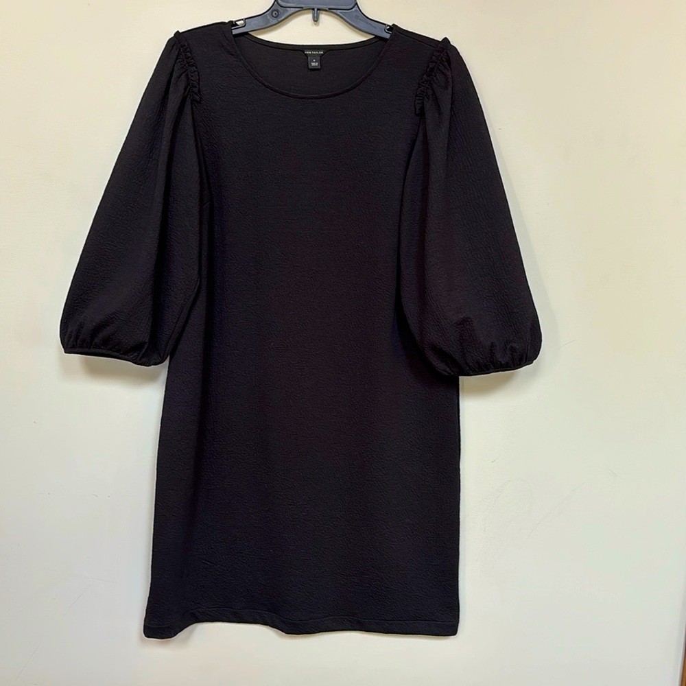 Little black dress from Ann Taylor size M with puff sleeves